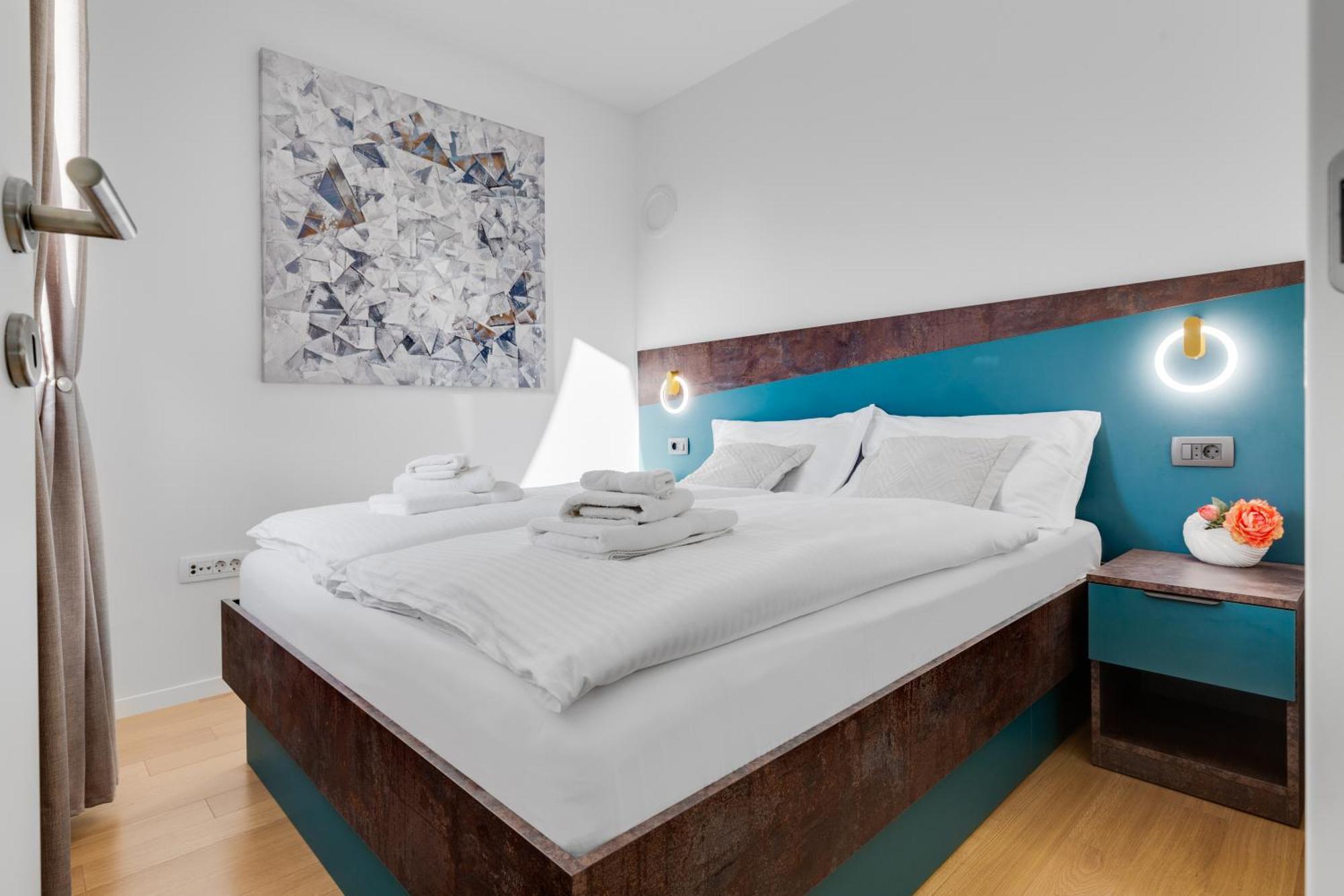 Tres Fenestras - Private Parking Apartment Zadar
