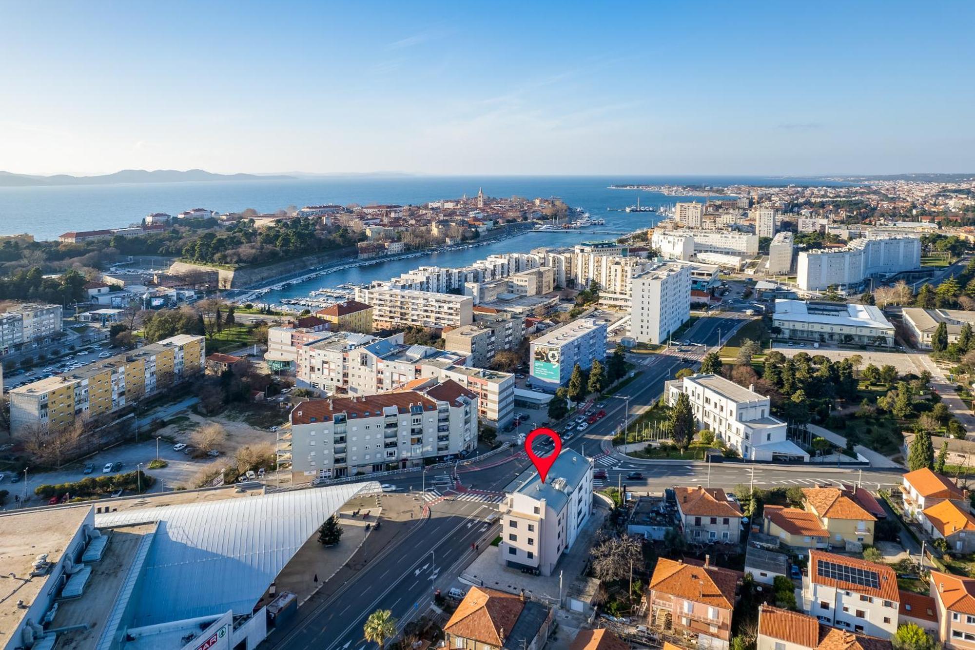Tres Fenestras - Private Parking Apartman